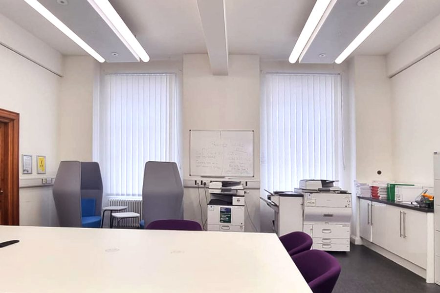 manchester_town_hall_vertical_blinds_02